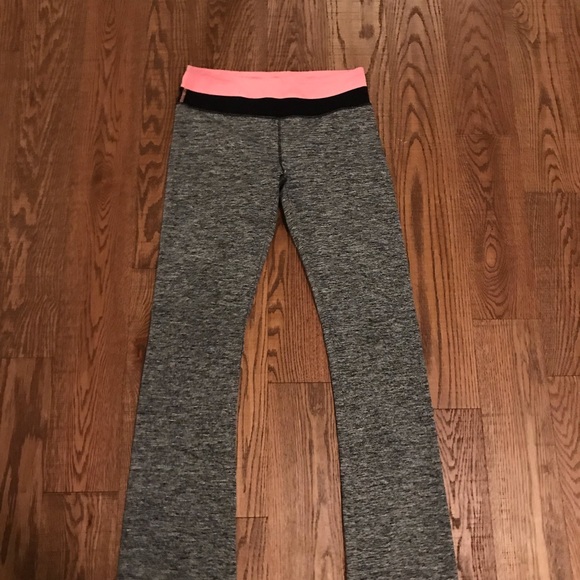 2 Pairs of Leggings for - Picture 2 of 3